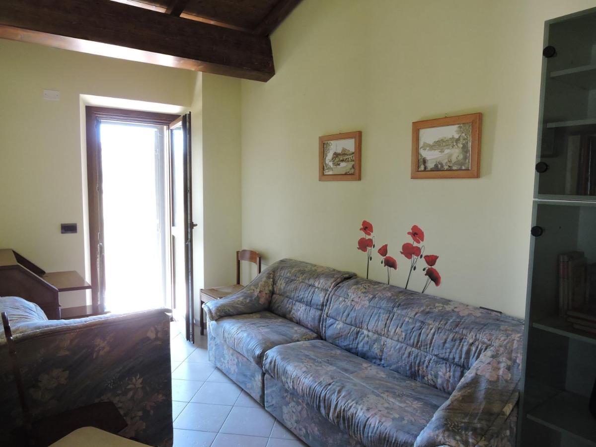 La Casa Di Marco E Lorella Fratta Todina Εξωτερικό φωτογραφία